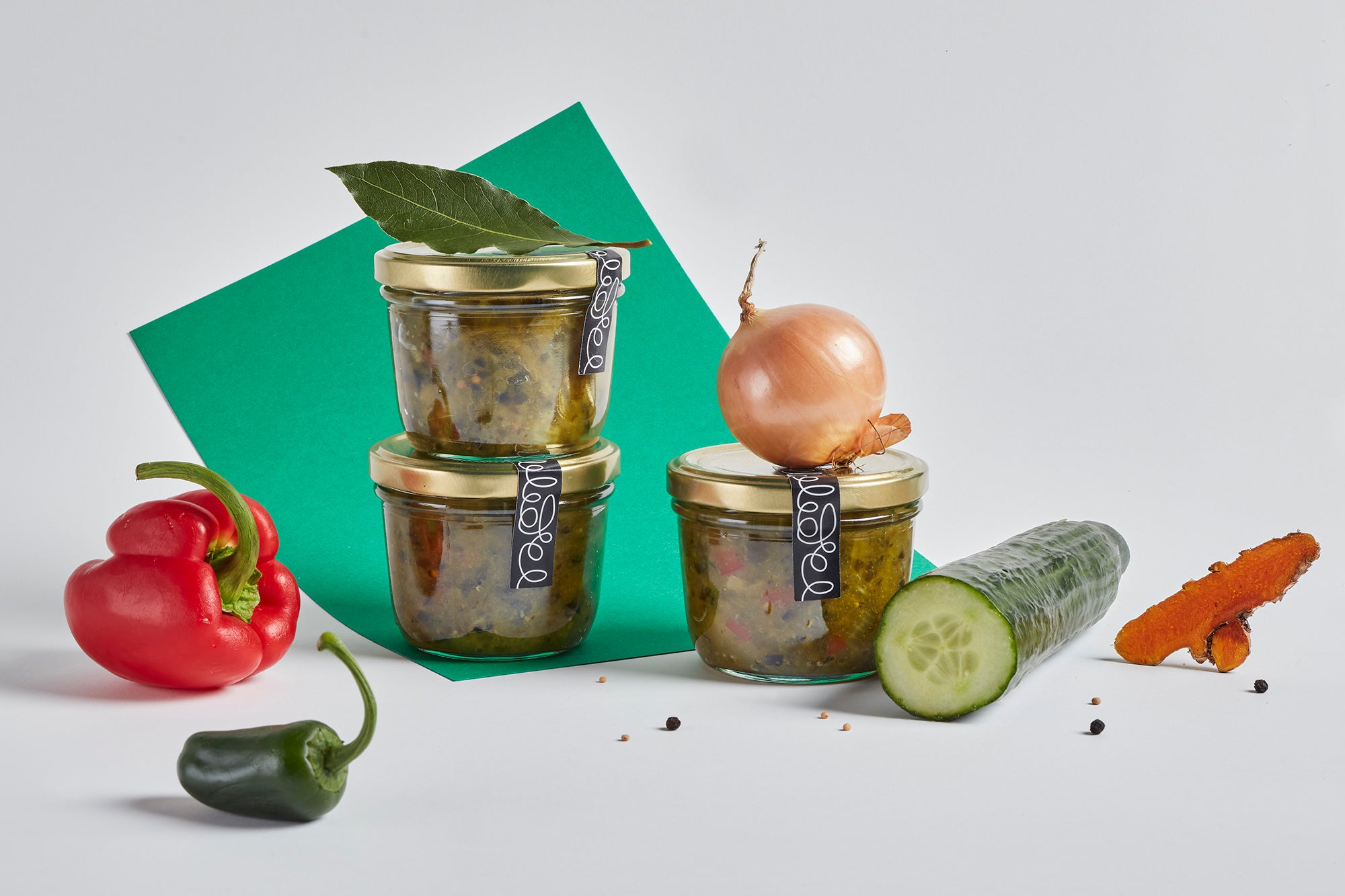Bread & butter pickles relish for zero-waste summer BBQs